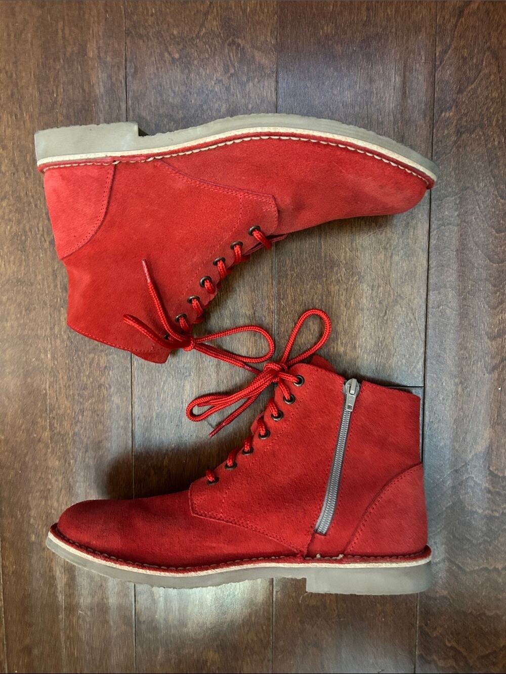 Men's European Red Suede Chukka Boots with Side Zip, Size 8 (EU41)